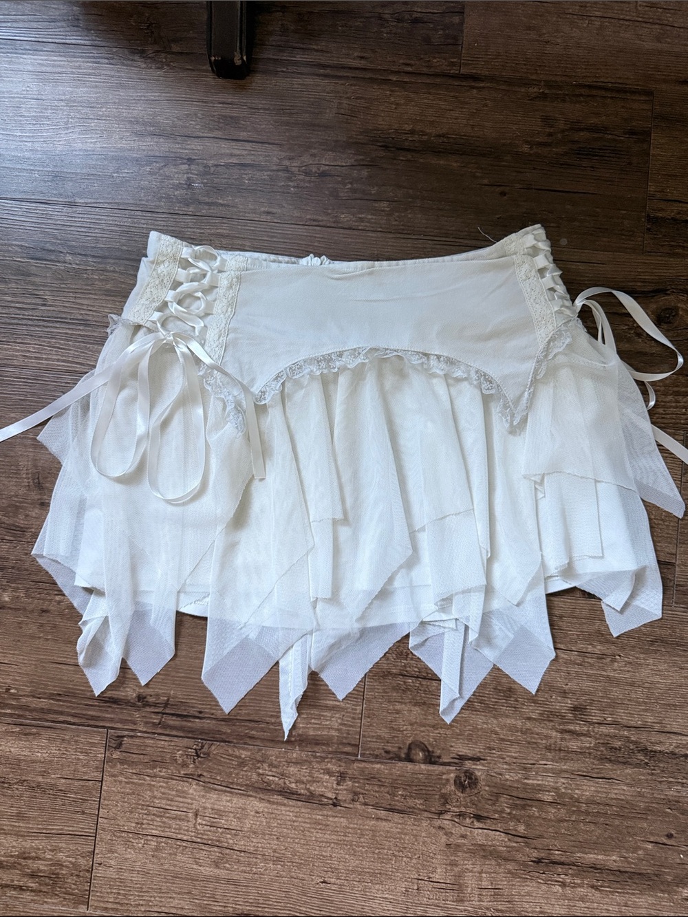 Current Mood White Lace-Up Layered Tulle Mini Fairy Skirt